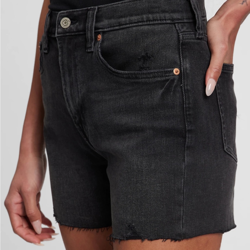 NWT Gap 4" High Rise Denim Shorts with Washwell in Black - Picture 5 of 9